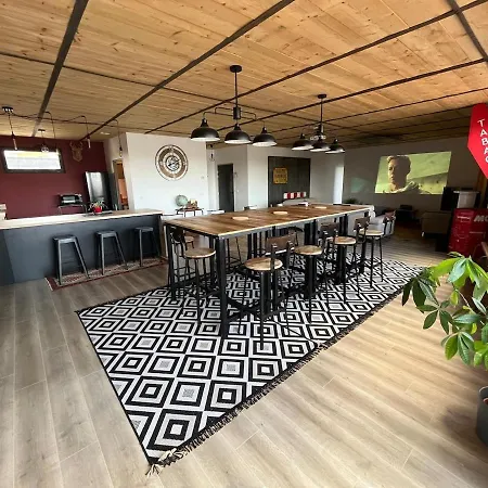 Magnifique Loft Urbain Centre,gare,parking Prive Apartment Le Mans
